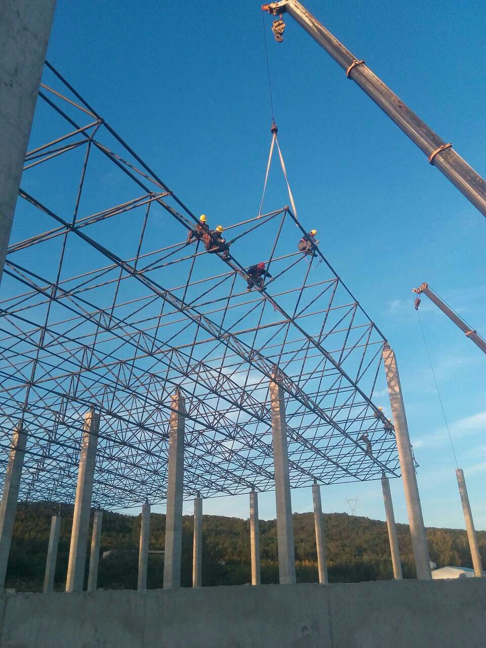 阿勒泰汪清物流园网架